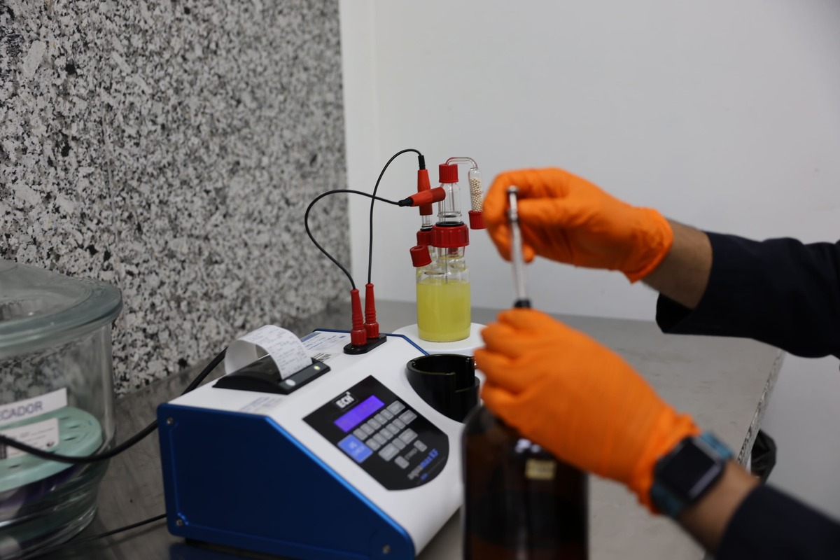 Laboratorio INPROCA - Análisis dieléctrico de aceites